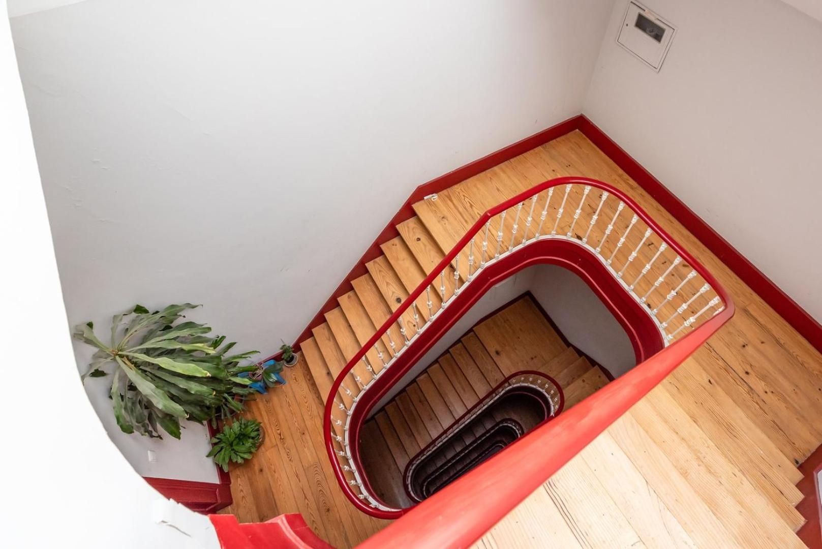 Appartamento Guestready - Rare Terrace Apt, Historic Center Lisbona Esterno foto