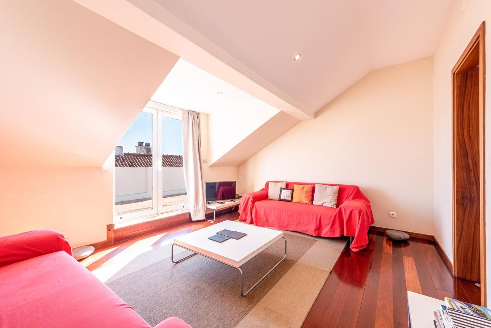 Appartamento Guestready - Rare Terrace Apt, Historic Center Lisbona Esterno foto